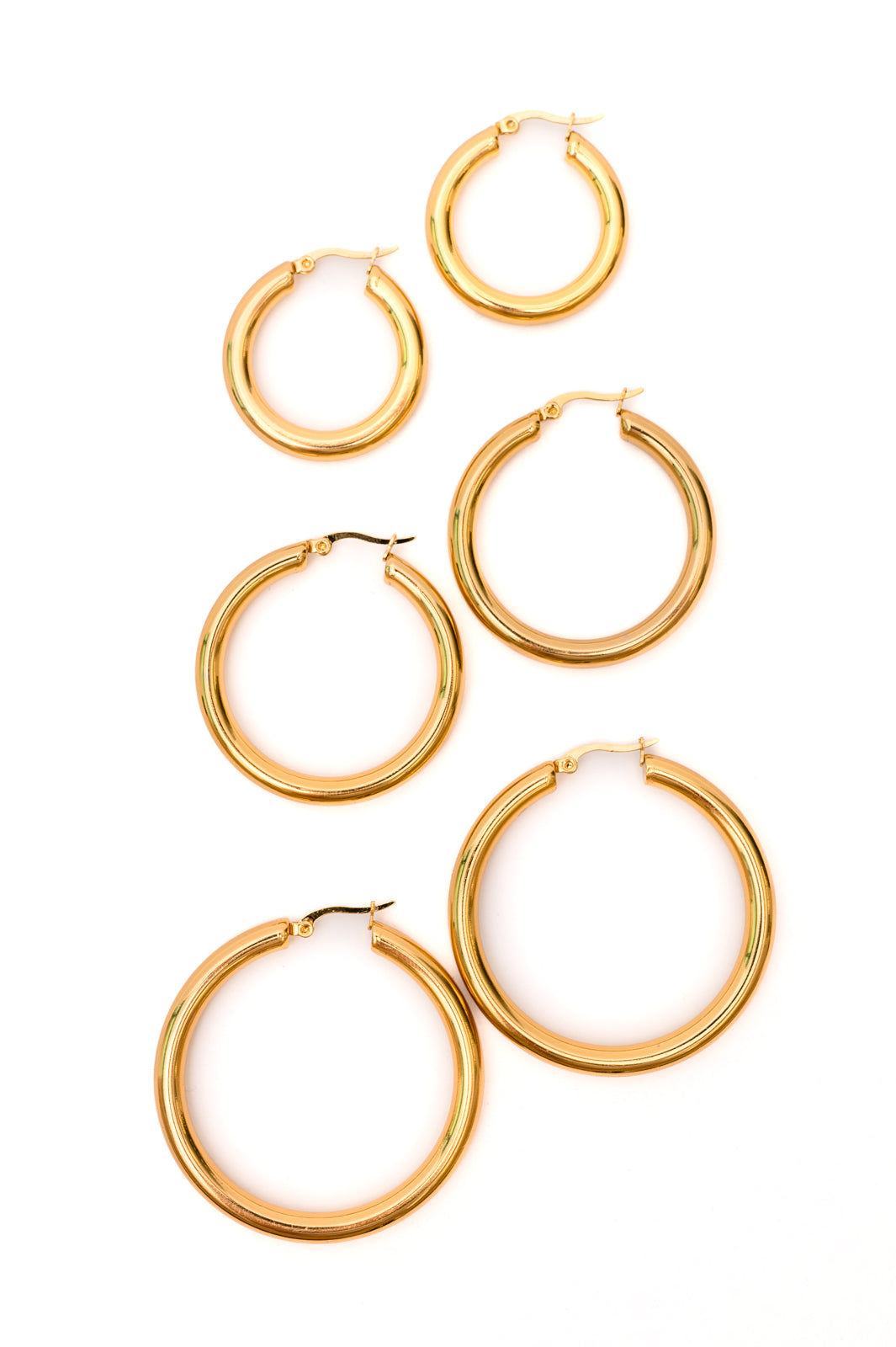 Hoop Earrings Set in Gold