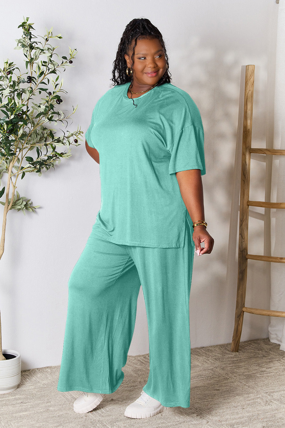 Round Neck Slit Top and Pants Set. "Size Inclusive"