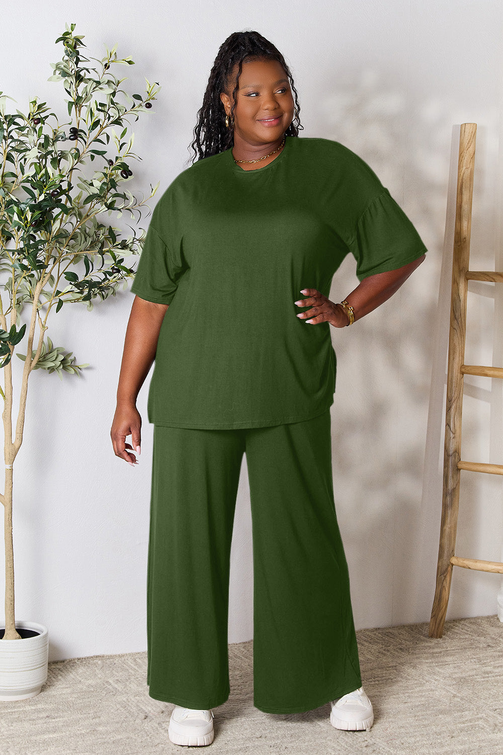 Round Neck Slit Top and Pants Set. "Size Inclusive"